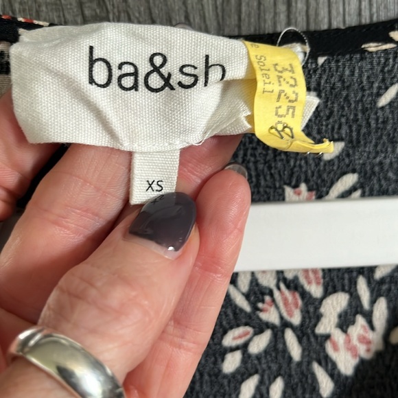 BA&SH very flattering Vika midi dress - Picture 4 of 11